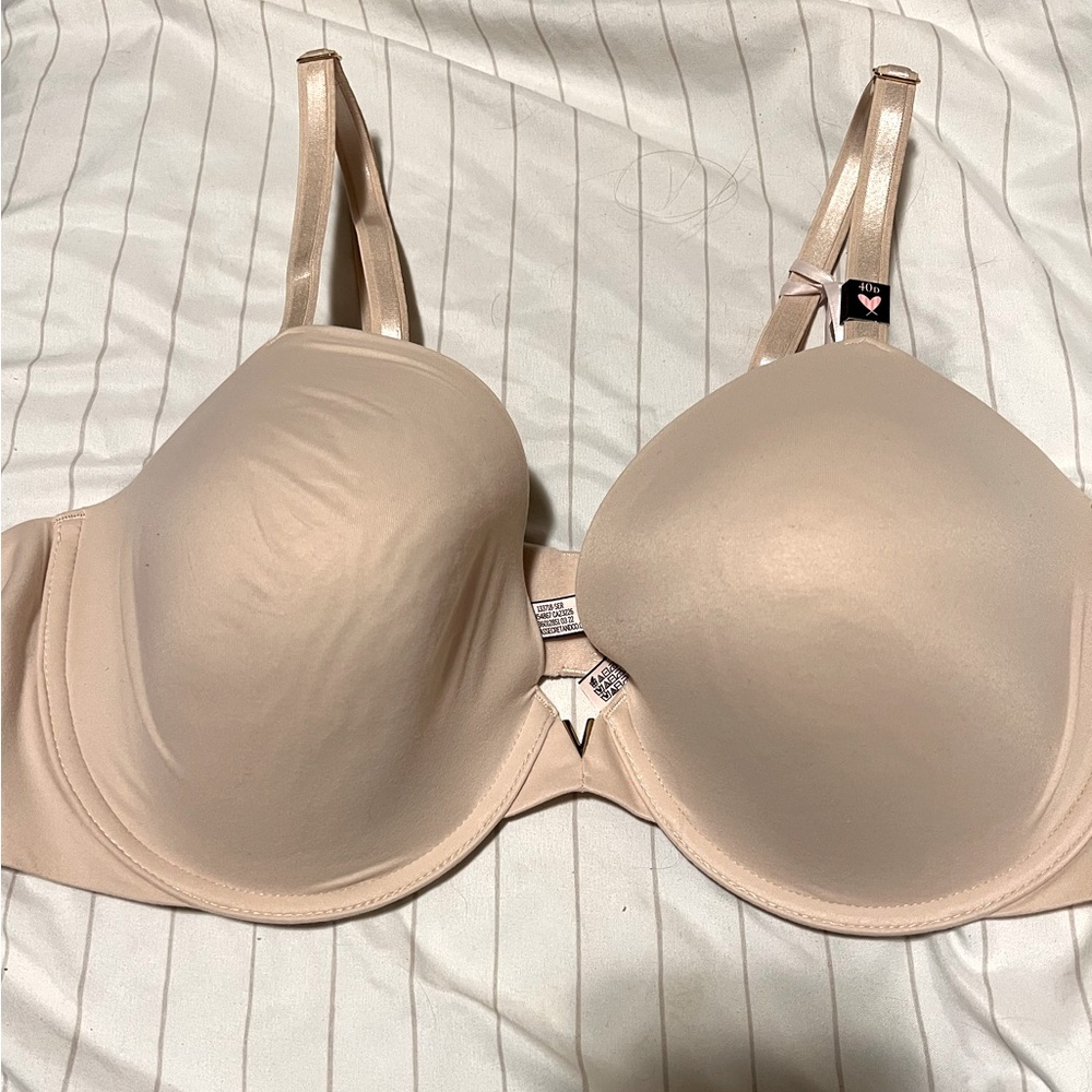 Victoria’s Secret Love Cloud Lightly Lined Demi Bra Champagne 40D NWT